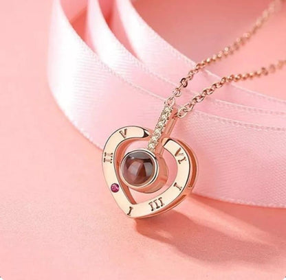 Collar Te Amo en 100 idiomas + Cofre Premium